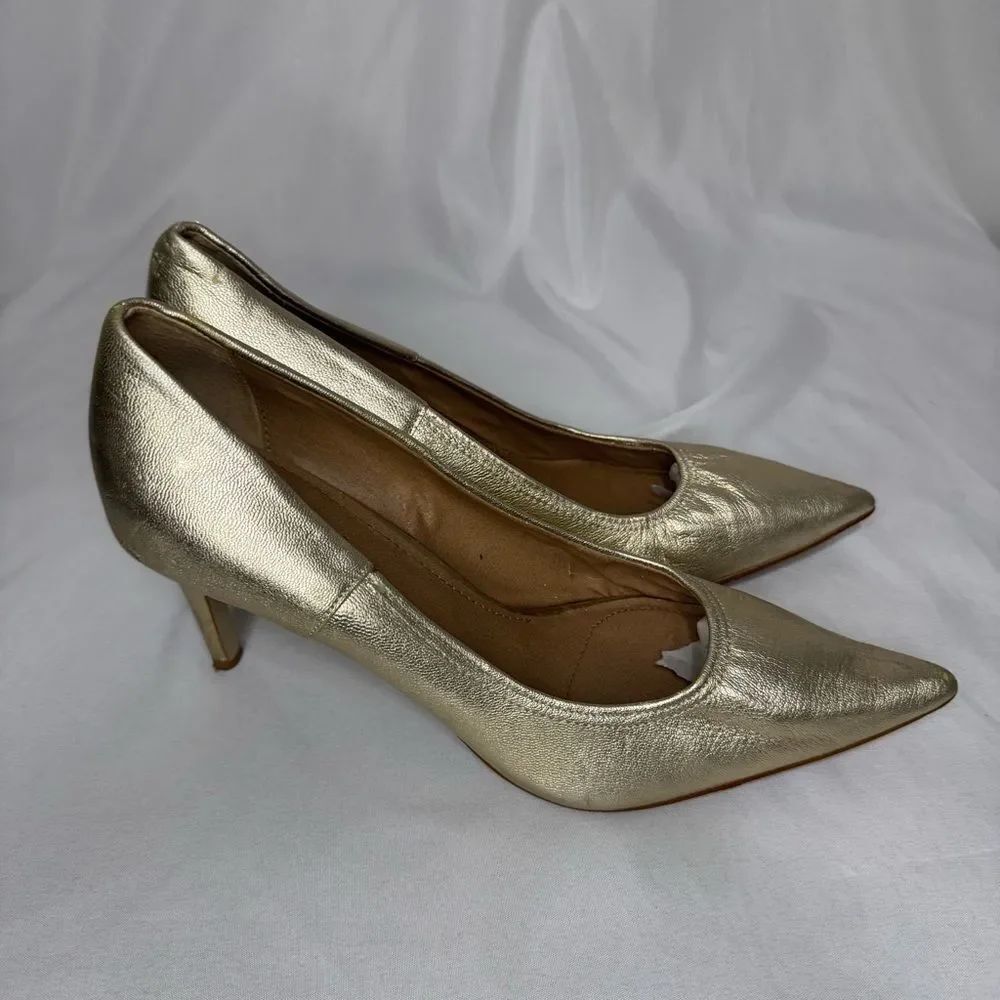 Gold Tahari Peyton Heels Size 9 1/2M